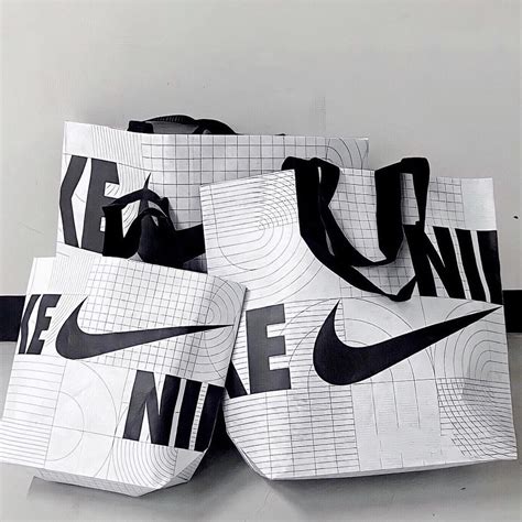 nike reusable bag.